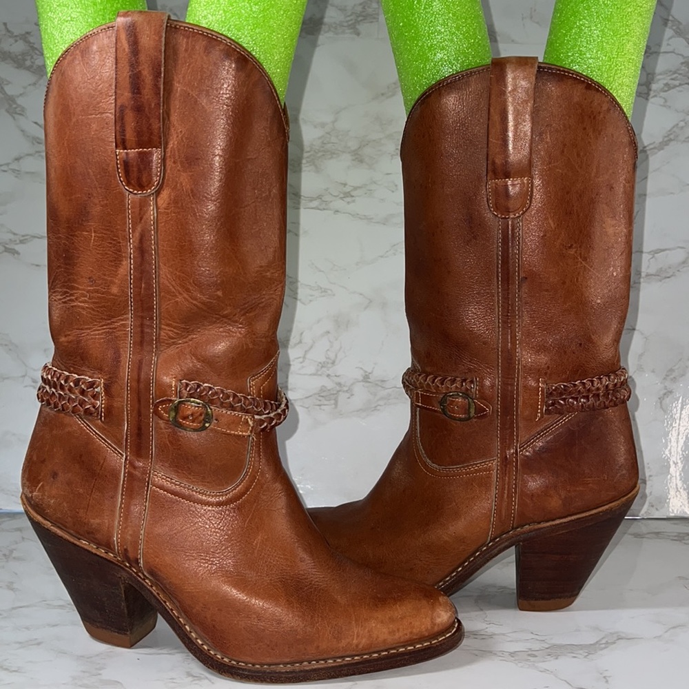 Ayy yi yi 🔥Mommies! Vintage Brazilian Leather Boots w Braids - So Sassy Sexy